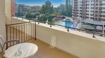 DIT Majestic Beach Resort