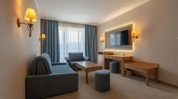 DIT MAJESTIC BEACH RESORT