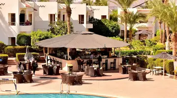 Dive Inn Resort