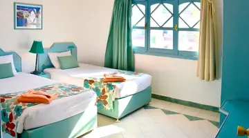 Dive Inn Resort