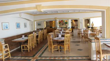Dive Inn Resort