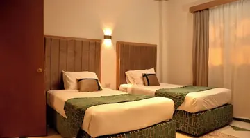 Dive Inn Resort