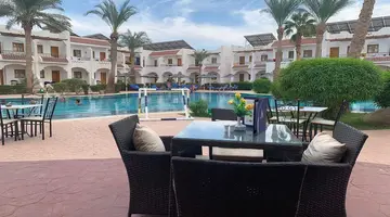 Dive Inn Resort