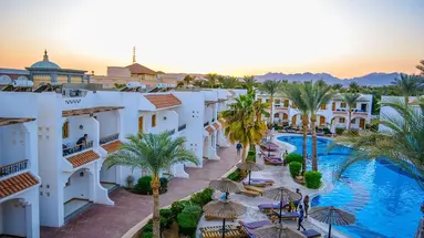 Dive Inn Resort