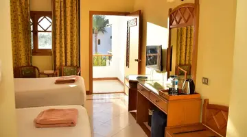 Dive Inn Resort