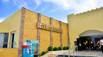 Dive Inn Resort