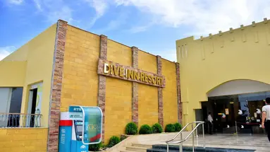 Dive Inn Resort