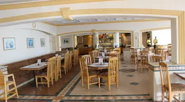 Dive Inn Resort