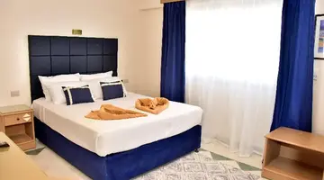 Dive Inn Resort