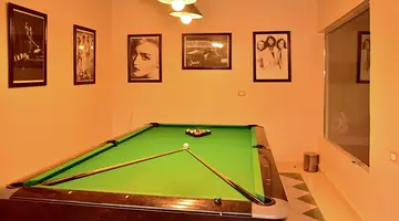 Dive Inn Resort