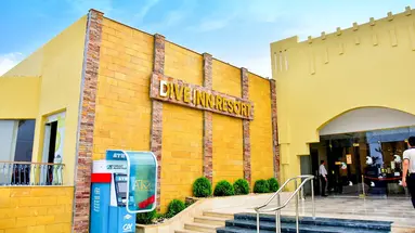 Dive Inn Resort