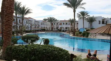 Dive Inn Resort