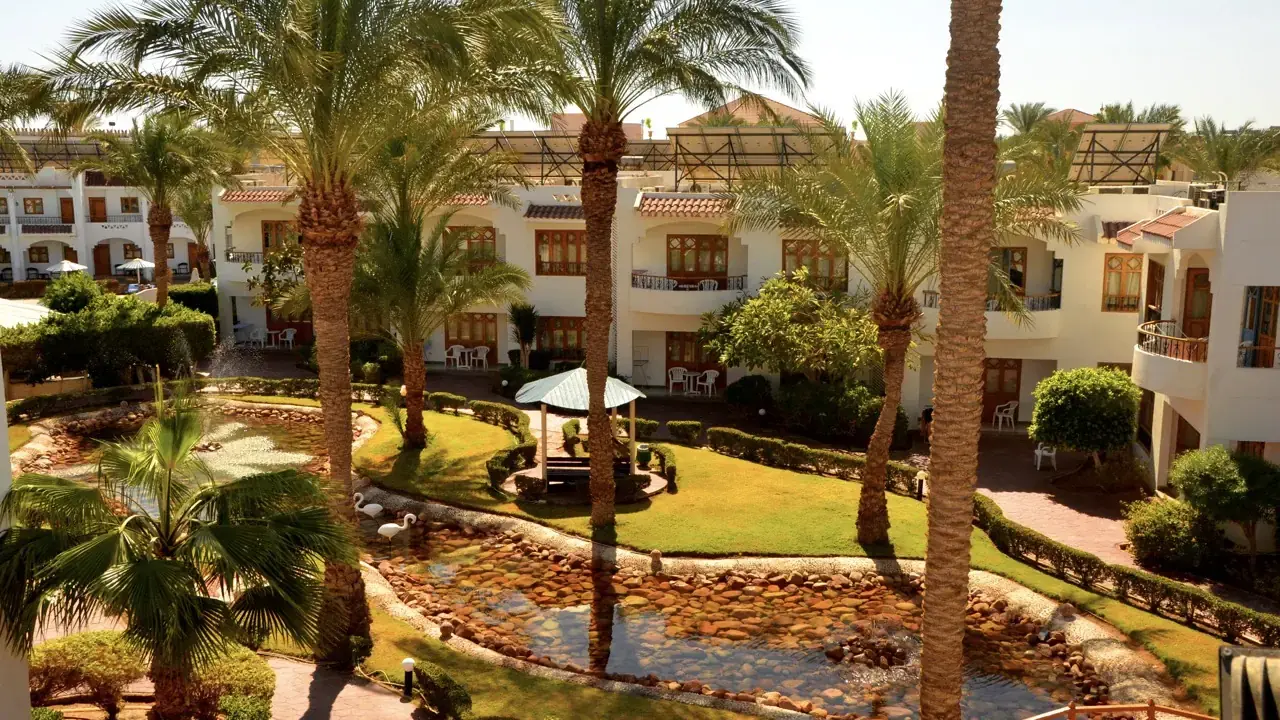 Dive Inn Resort