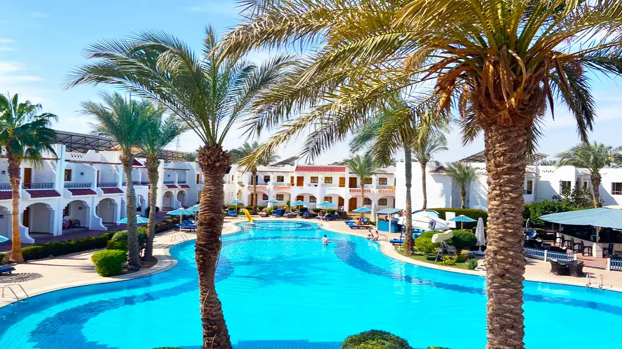 Dive Inn Resort