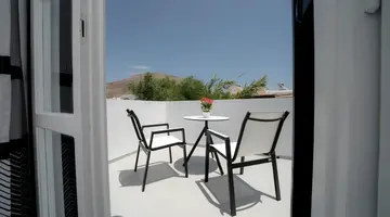 DIVELIA HOTEL