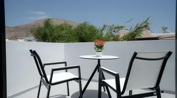 Divelia Hotel