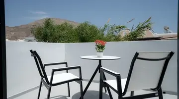 Divelia Hotel