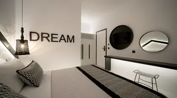 DIVELIA HOTEL