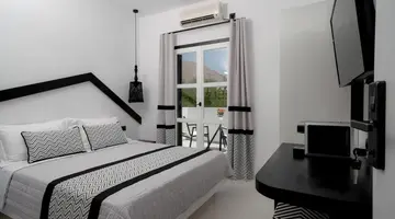 DIVELIA HOTEL