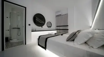 DIVELIA HOTEL