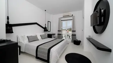 Divelia Hotel