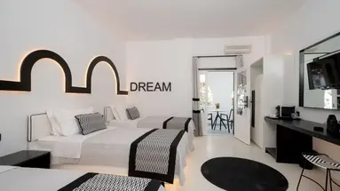 Divelia Hotel