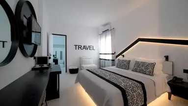 Divelia Hotel