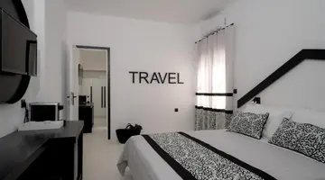 DIVELIA HOTEL