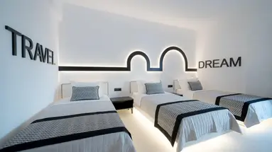 Divelia Hotel