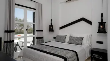 DIVELIA HOTEL