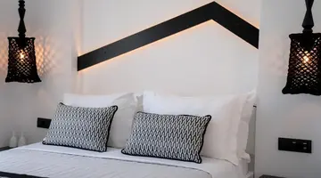 DIVELIA HOTEL
