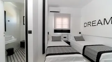 DIVELIA HOTEL