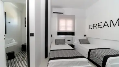 DIVELIA HOTEL