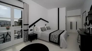 DIVELIA HOTEL