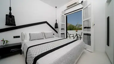 Divelia Hotel