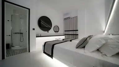 Divelia Hotel