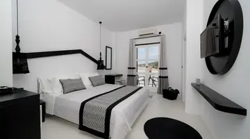 Divelia Hotel
