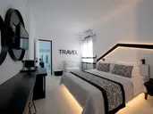 Divelia Hotel