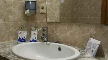 DJ TOSSA ze zwiedzaniem Hiszpanii