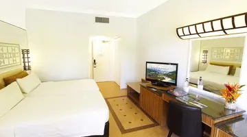 Do Serca Borneo + Hotel Holiday Villa Resort & Beachclub****