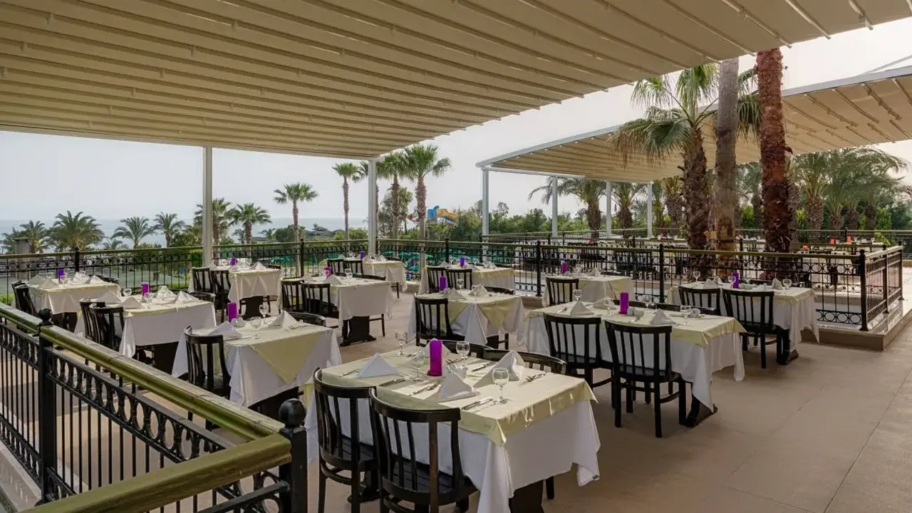 DOBEDAN BEACH RESORT COMFORT