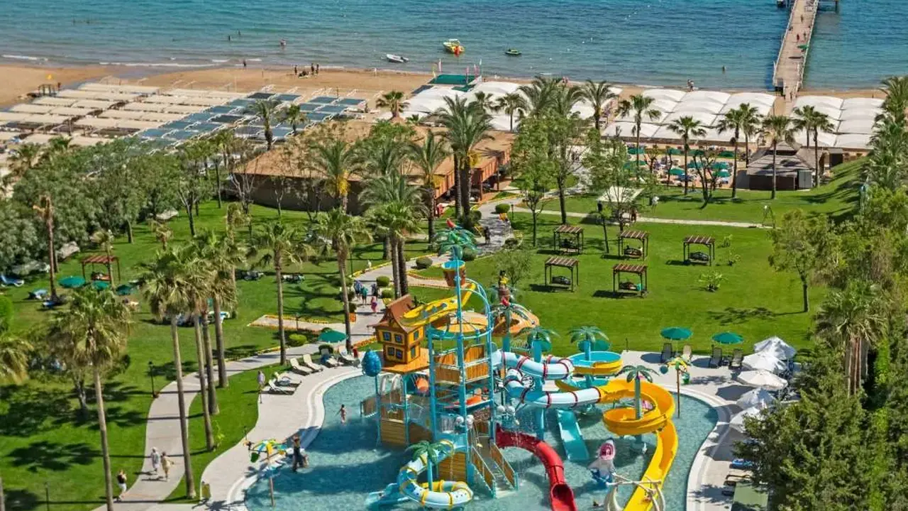 DOBEDAN BEACH RESORT COMFORT