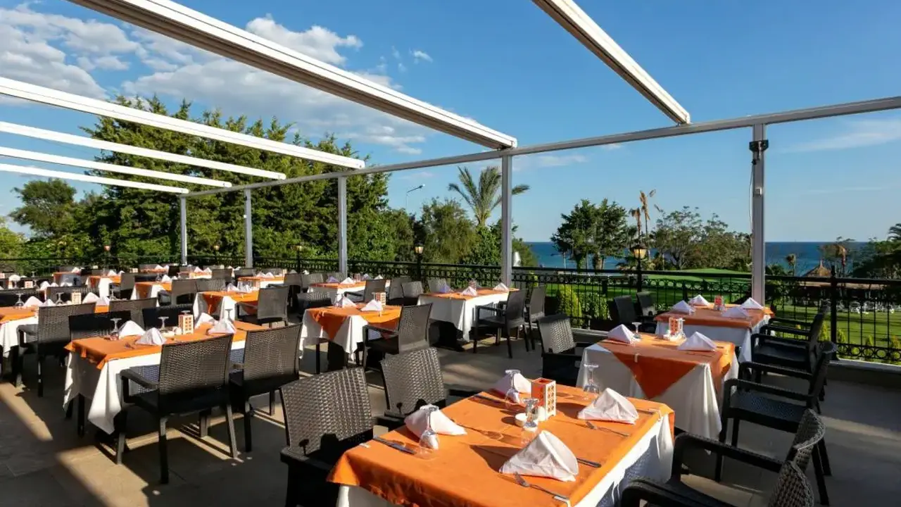 DOBEDAN BEACH RESORT COMFORT