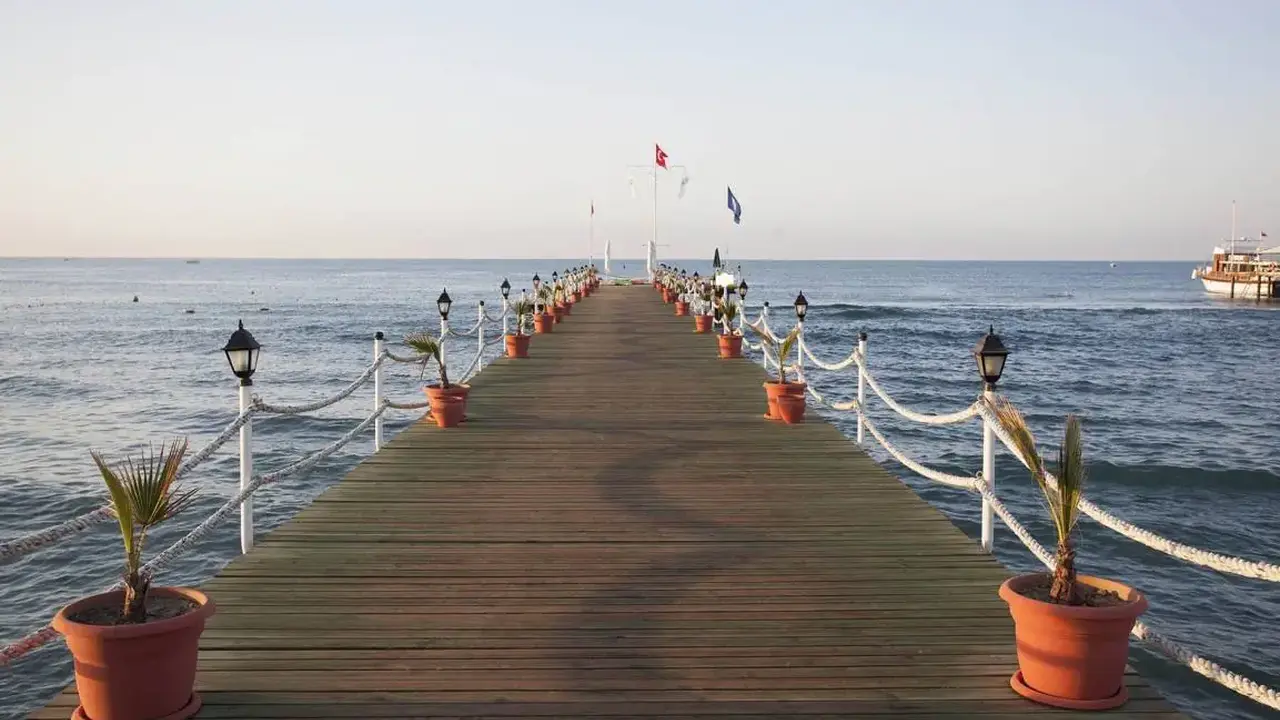 DOBEDAN BEACH RESORT COMFORT