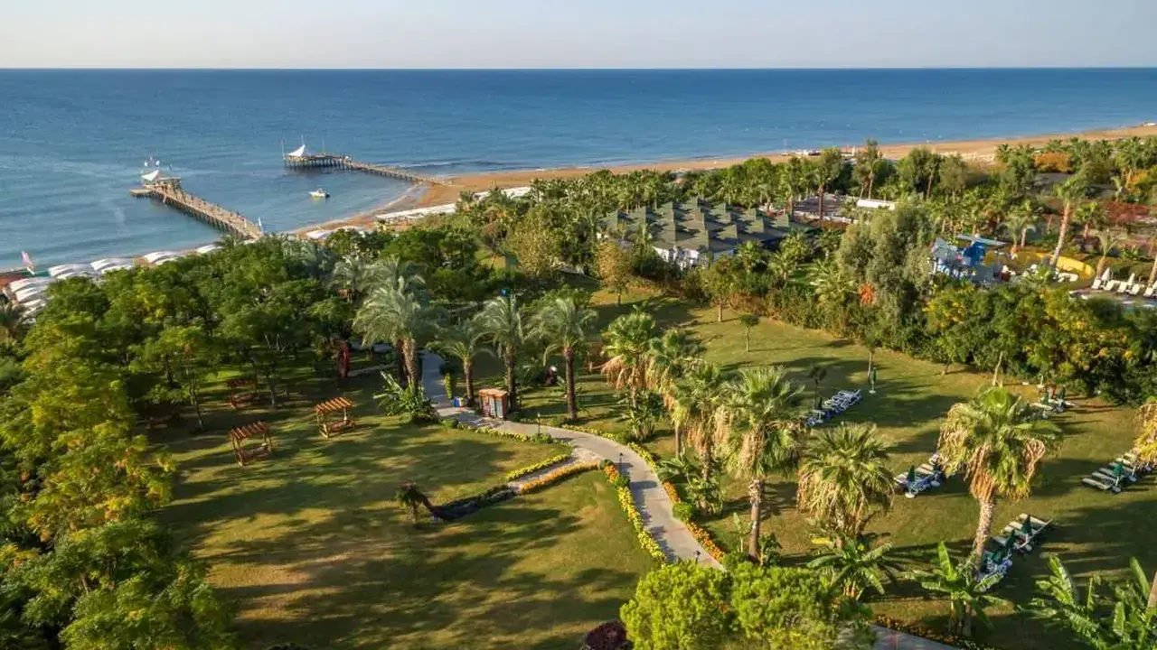 DOBEDAN BEACH RESORT COMFORT