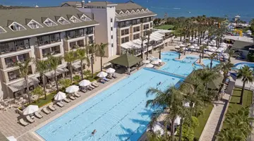 DOBEDAN BEACH RESORT COMFORT