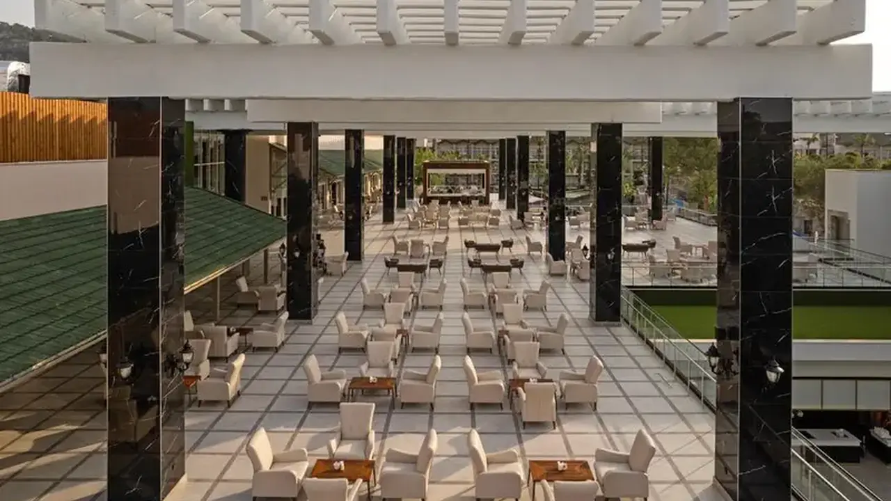 Dobedan World Palace (ex. Alva Donna World Palace)