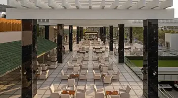 Dobedan World Palace (ex. Alva Donna World Palace)
