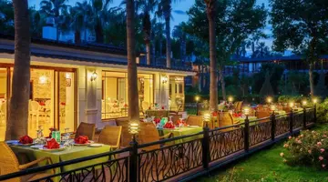Dobedan World Palace Hotel Ex Brand Al