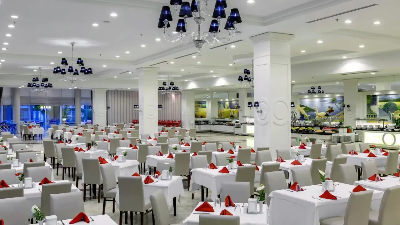 Dobedan World Palace Kemer